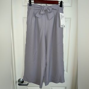 Lululemon Noir Crop Pant NWT Size 6